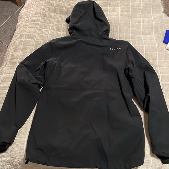 Oakley Pro Rider Series Anorak Women’s snowboard jacket M Black - Picture 9 of 9